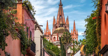 DESCUBRE SAN MIGUEL DE ALLENDE CON UKMA: LOS LUGARES FAVORITOS DE MAU